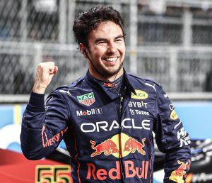 Checo - Twitter - @SoyFan10