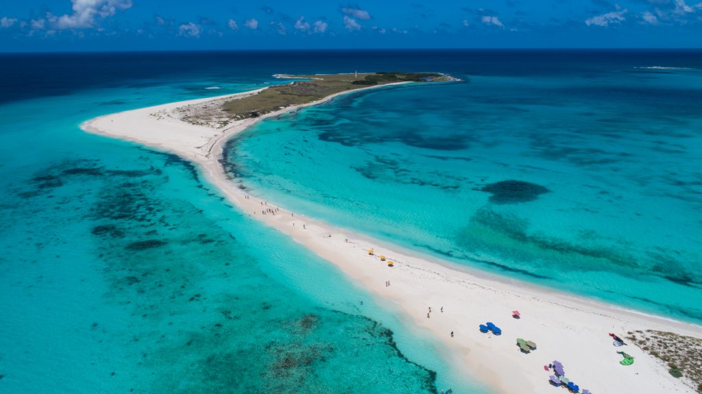 Hermanos Arosio: Turismo en Los Roques