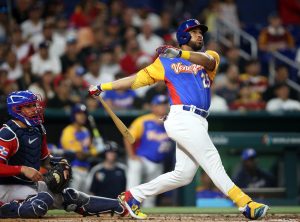 Inicio contundente y sin discusión: Venezuela venció a Dominicana en el CMB