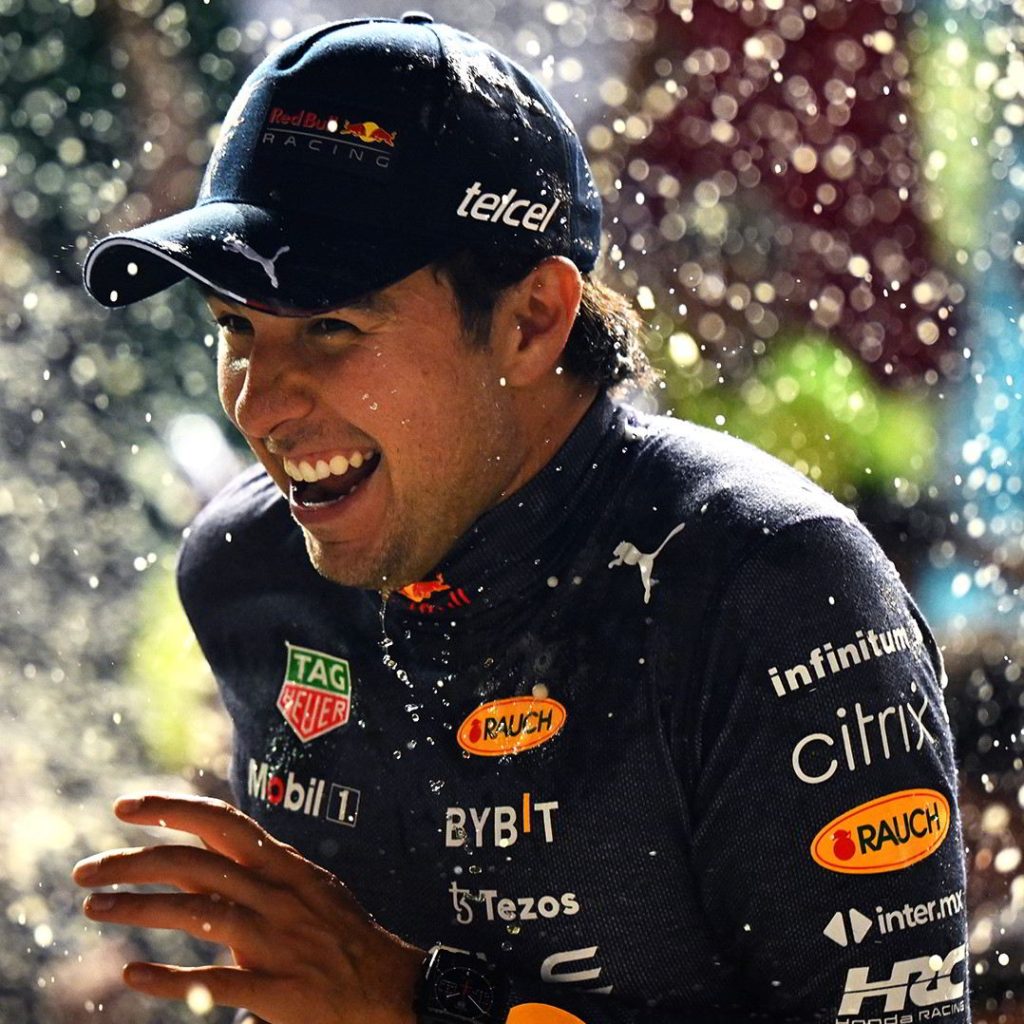 Checo Pérez - Tw - Invictos
