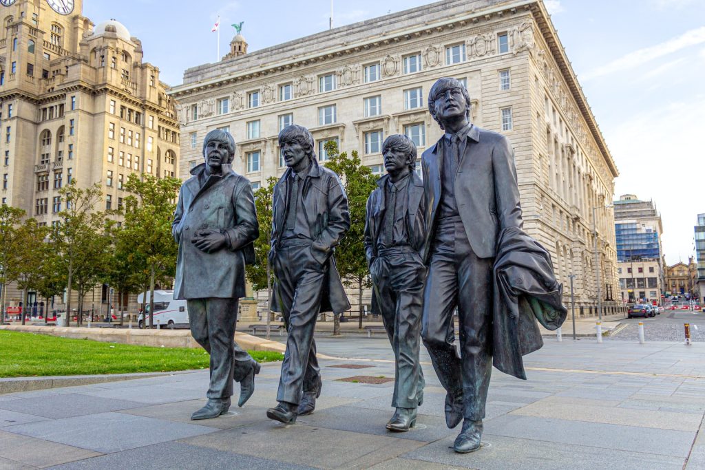 Ecos en Bello Monte: tributo a Los Beatles el día de la coronación del rey Carlos III