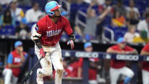 Así fue la jornada histórica de Luis Arráez en la MLB
