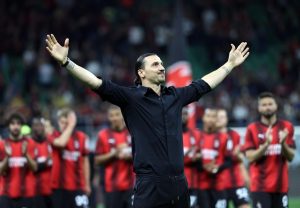 Ibrahimovic deja el fútbol tras conquistar 30 títulos