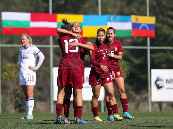 La Vinotinto femenina