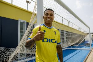 Darwin Machís