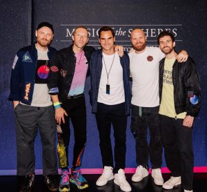 Federer apareció por sorpresa en un concierto de Coldplay