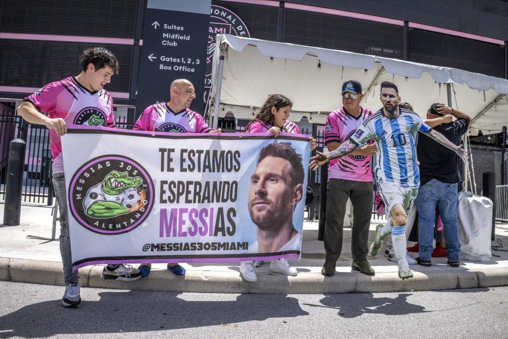 Messi ya se encuentra en EE.UU. para firmar con el Inter de Miami