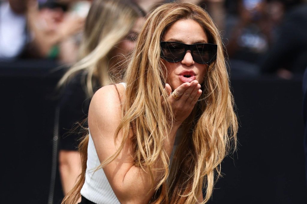 Shakira trabaja con David Stewart su próximo sencillo