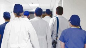 Estrecha articulación y colaboración entre médicos y odontólogos