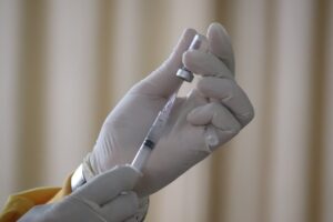 Médico venezolano desarrolló un compuesto que actúa eficazmente contra el dolor articular