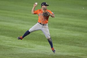 Altuve se volvió viral tras realizar jugada circense