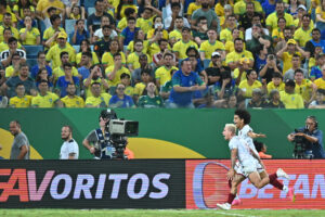 Eduard Bello habló sobre su "gol soñado" frente a Brasil