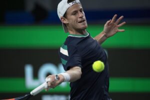 Schwartzman celebra su "gran victoria" en el Másters de Shanghái