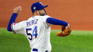 Martín Pérez - MLB