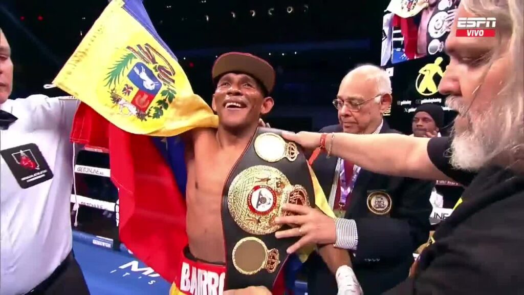 Ismael Barroso: el campeón interino del peso superligero de la AMB