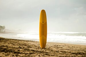 Joven surfista Khai Cowley muere tras el ataque de un tiburón