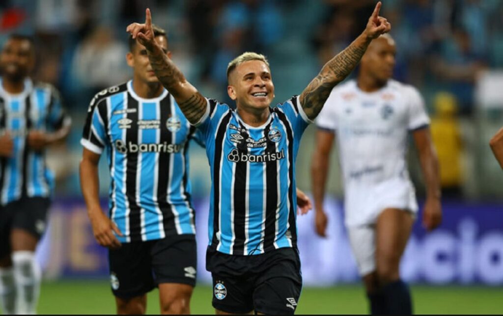 Yeferson Soteldo anotó su primer gol para el Gremio de Porto Alegre