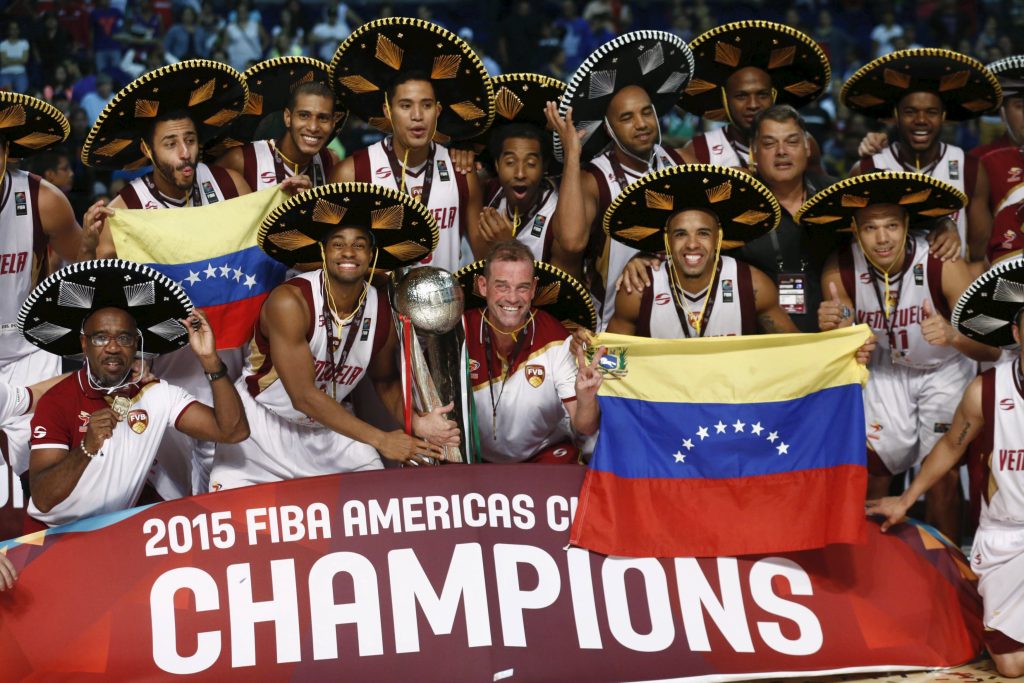 Sebastian Cano Caporales: La Vinotinto del fútbol tiene mejor generación de relevo que la del baloncesto c021c587a6ba4be7a7b350087f1fd092 1024x683 - Sebastian Cano Caporales: La Vinotinto del fútbol tiene mejor generación de relevo que la del baloncesto