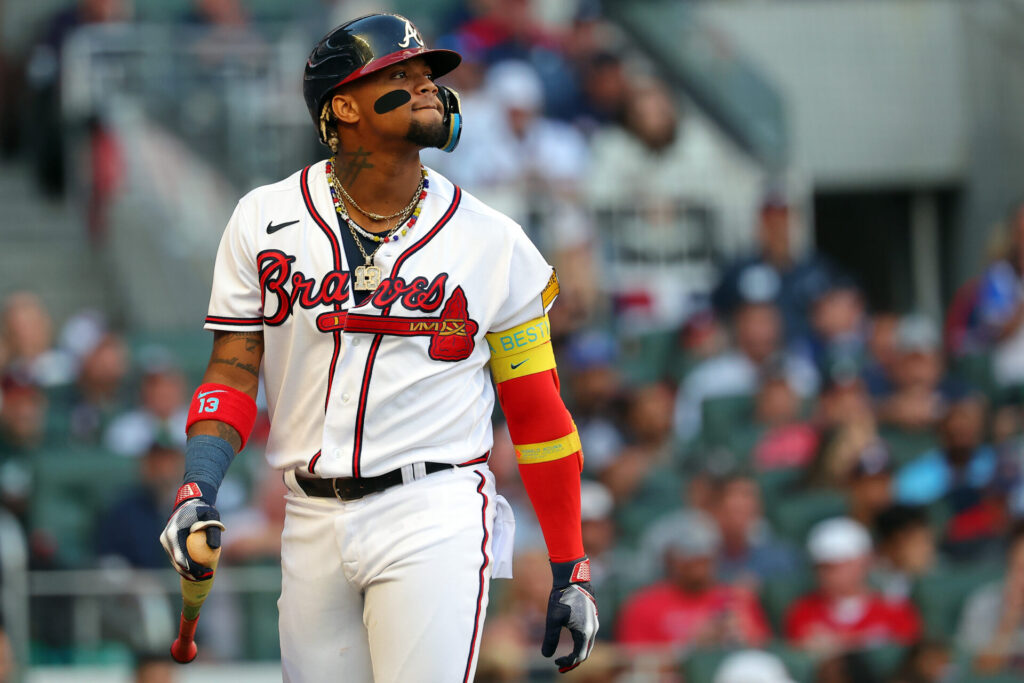 Acuña Jr. podría pasar por el quirófano