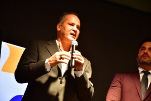 Omar Vizquel: el nuevo embajador de la Liga Mayor