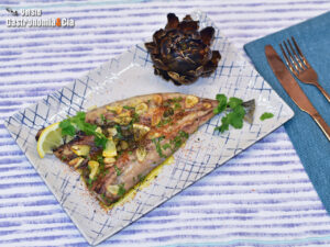 Caballa con ajo, alcaparras y limón. Receta en freidora de