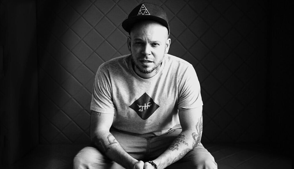 Residente grabó una versión de "313" en el Museo del Prado