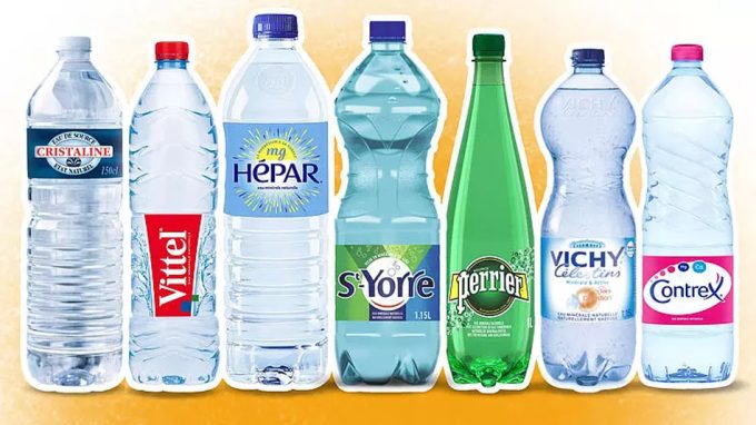 Agua de manantial embotellada en Francia, seguridad cuestionada