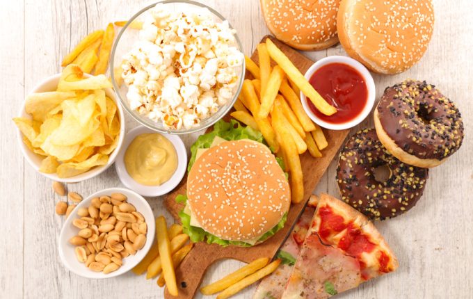 El consumo de comida basura en la adolescencia perjudica el desarrollo del cerebro y la memoria a largo plazo Consecuencias de abusar de la comida basura