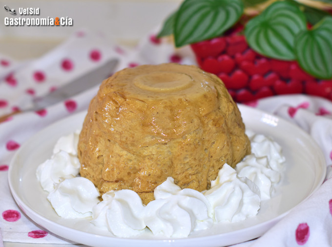 Flan de claras y avellanas