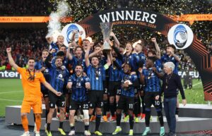 Atalanta superó al Leverkusen para levantar su primer título europeo