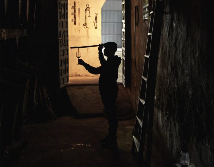 Salón de vinos complejos