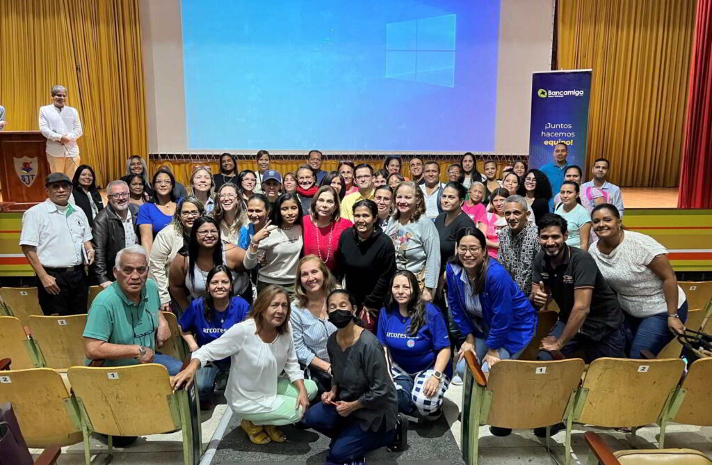 Bancamiga impulsa capacitación de emprendedores en Caracas