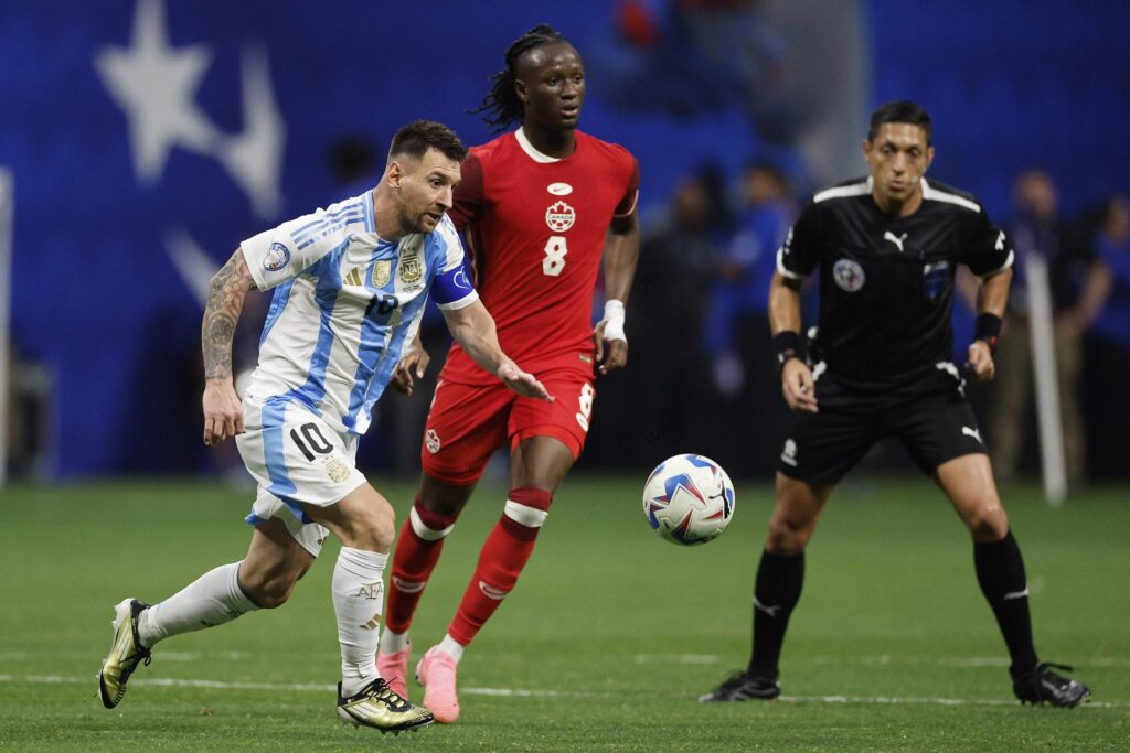 Jesus Valenzuela partido inaugural Copa America