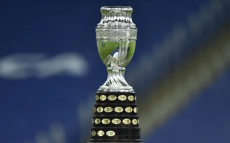 Dos futbolistas venezolanos han figurado entre los mejores de la Copa América 2024