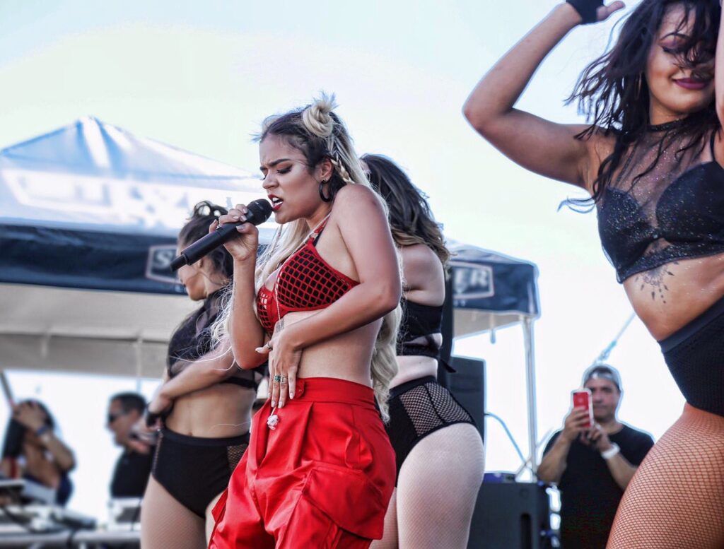 Karol G transmitirá por YouTube el último concierto de "Mañana Será Bonito"