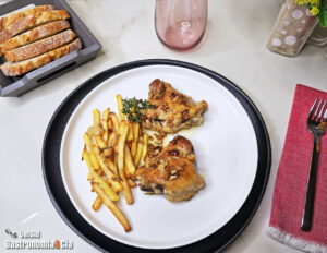 Pollo al ajillo