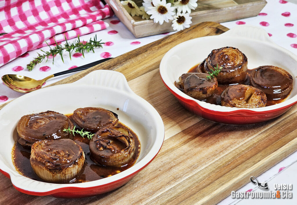 Cebollas asadas con mantequilla de miso, receta en freidora de