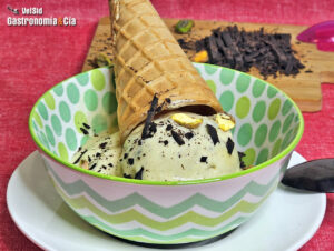 Helado de pistacho auténtico: Receta para un cremoso helado casero
