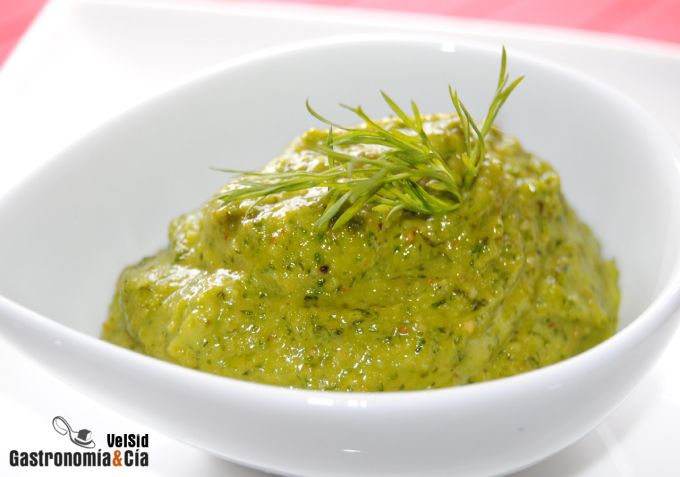 Pesto de eneldo