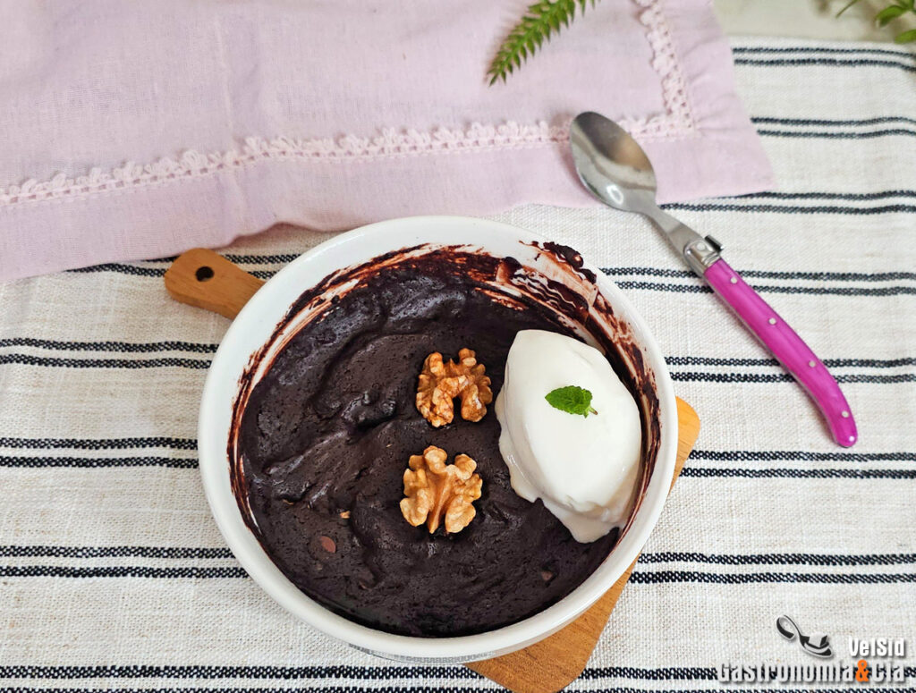 Receta de brownie en microondas que está listo en 5