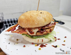 Receta de hamburguesas de soja texturizada fáciles y súper sabrosas