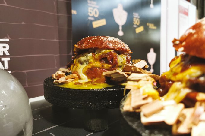 La llama de Arratia - Burger Combat