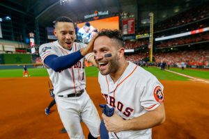 Altuve llega a 2.000 juegos como figura histórica de los Astros