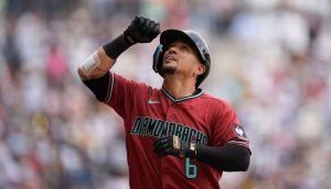 Ildemaro Vargas - MLB