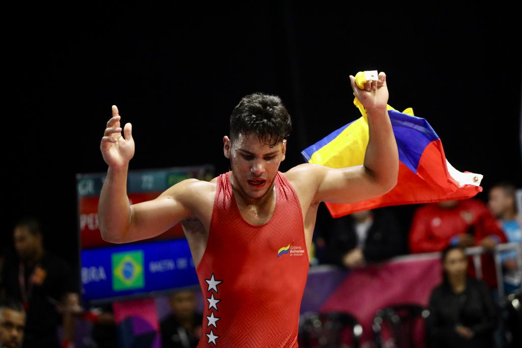Luchadores y luchadoras venezolanas enfrentarán doble reto este mes 1 Imagen referencial 1