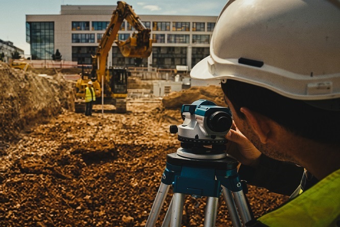 PILPERCA - Precisión milimétrica ¡La topografía es el corazón de las obras modernas! - FOTO